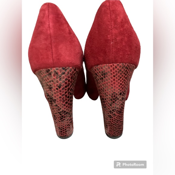 Seychelles red suede heels w/ open toe. New in box. See details. - Picture 3 of 7